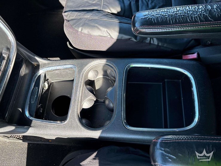 2017-dodge-grand-caravan-image-16