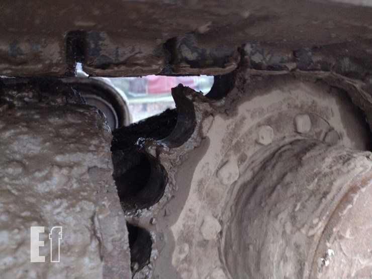 2008-bobcat-337g-image-28