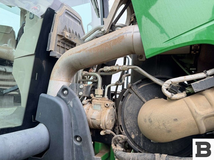 2015-john-deere-8370rt-image-63