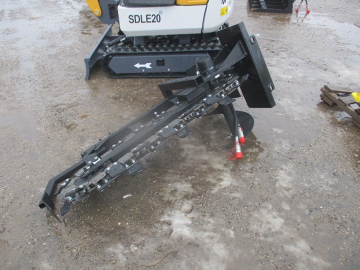 #6878-•-mini-skidsteer-trencher-image-2