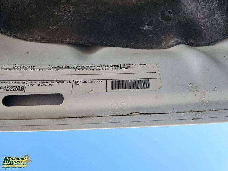 2016-dodge-2500-image-37