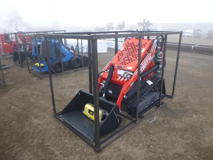 2025-agt-ysrt14-skid-steer-track-loader-image-1