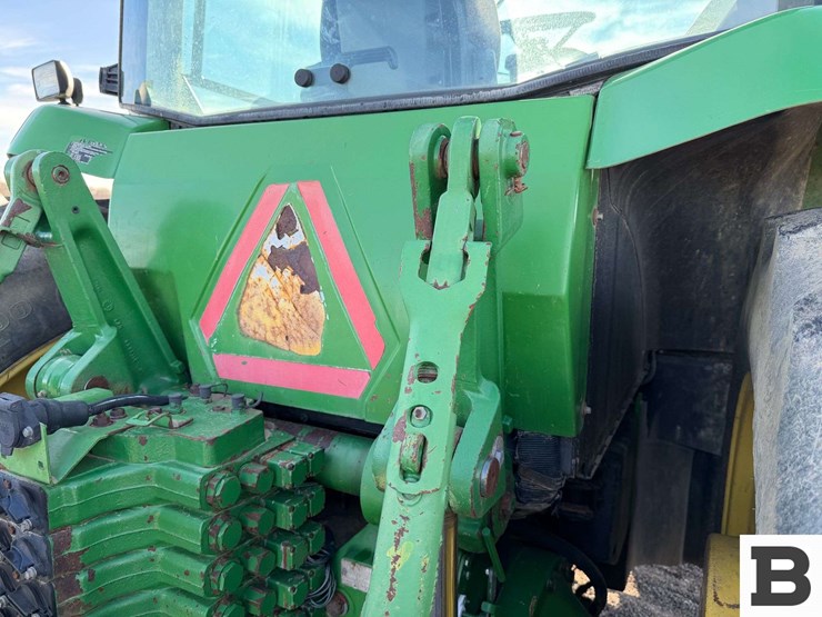 1997-john-deere-8300-image-32