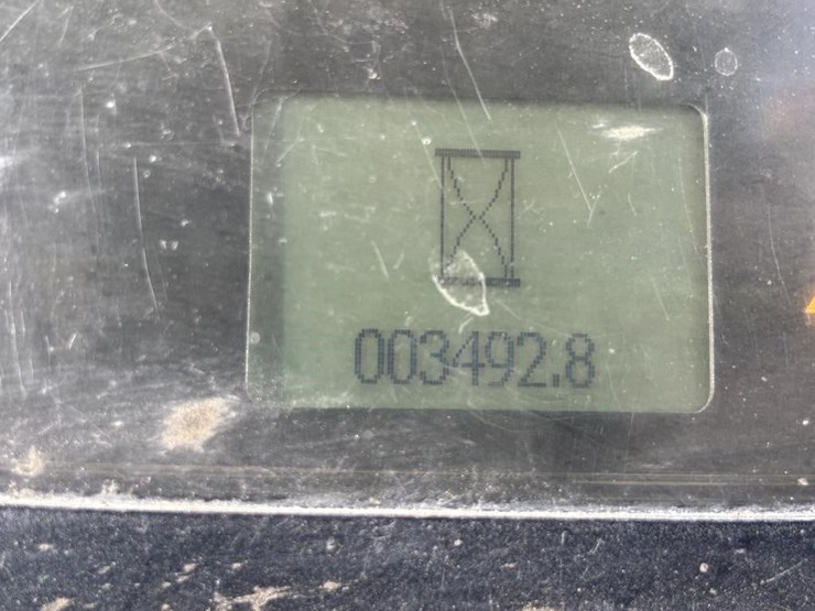 2018-case-580sn-image-34