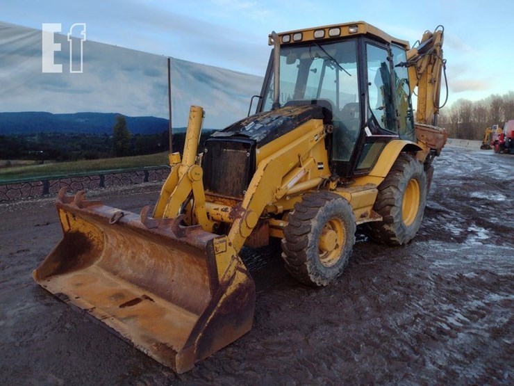 2005-caterpillar-420d-image-38