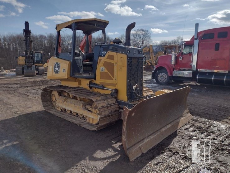 2020-deere-450k-image-43