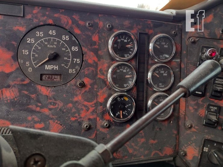 2000-international-9900-image-11