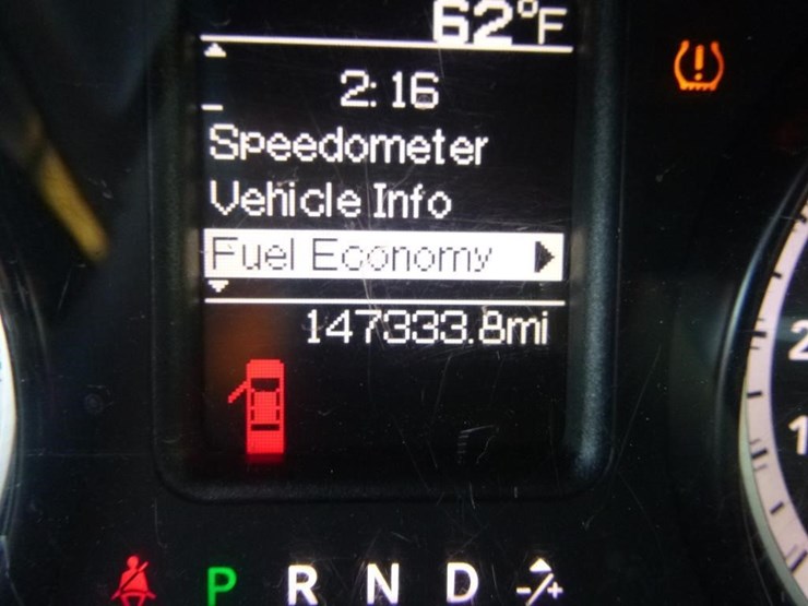 2015-dodge-1500-image-22