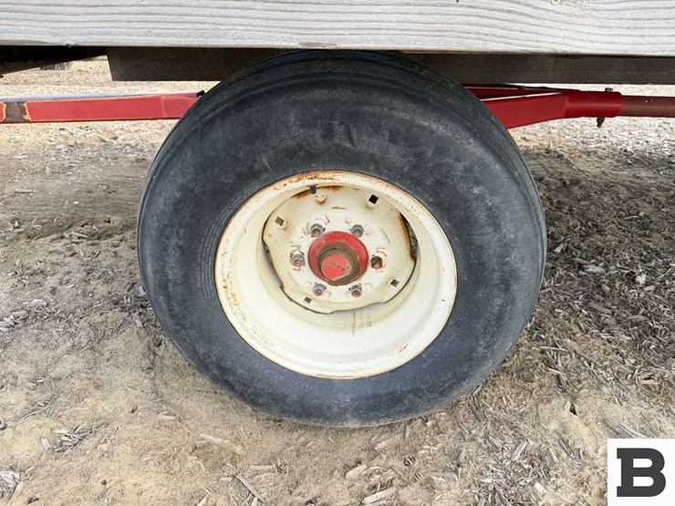 unverferth-rg-8-wood-deck-farm-trailers---pasco,-wa-image-19