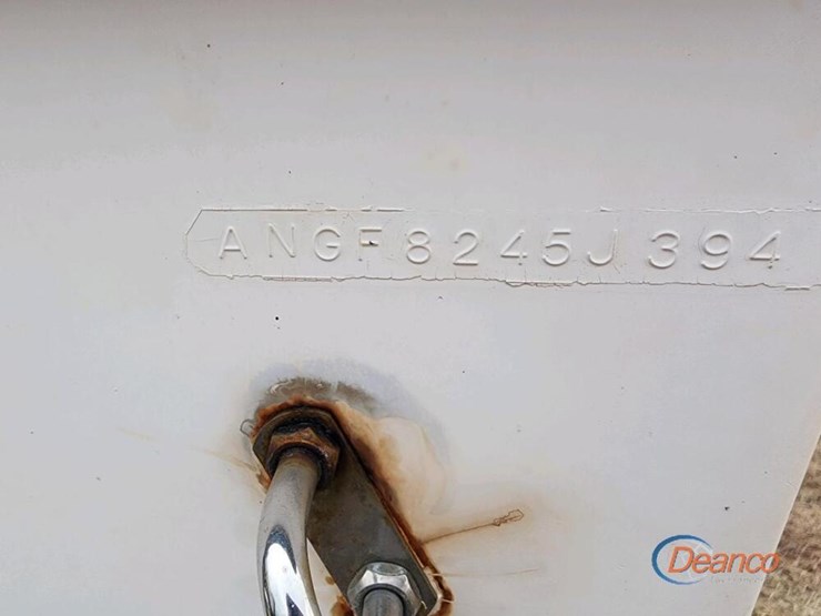 18'-angler-boat-w/-alum.-trailer:-w/-175hp-evinrude-outboard-motor-image-5