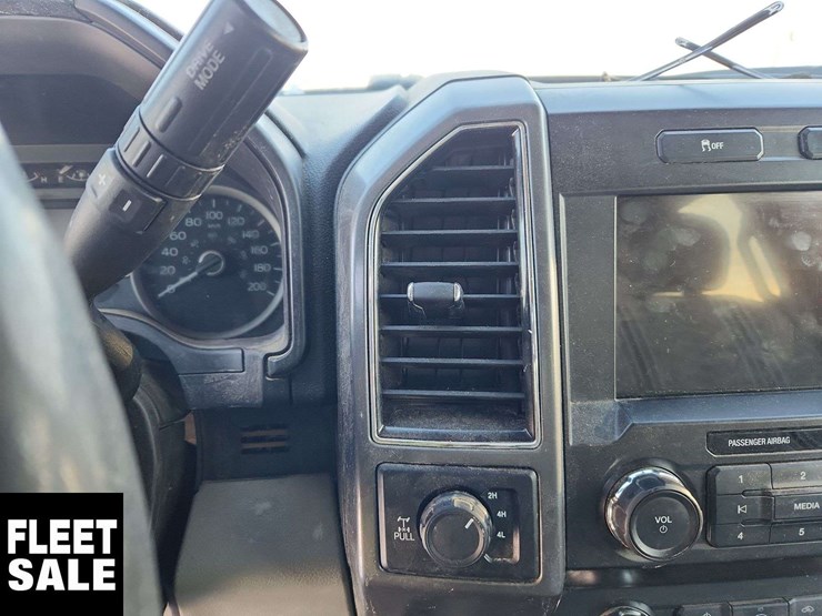 2020-ford-f150-xl-image-16