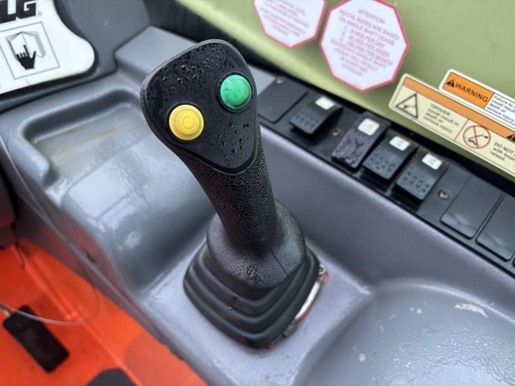 2015-jlg-g5-18a-image-28