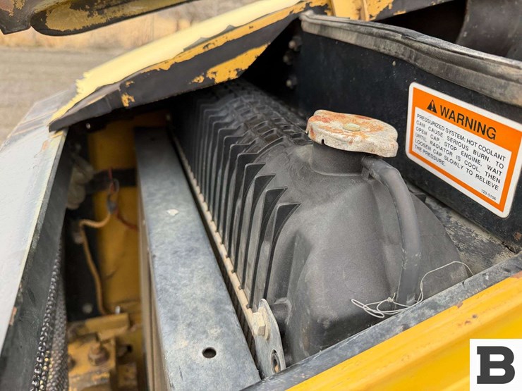 1998-caterpillar-416c-image-52