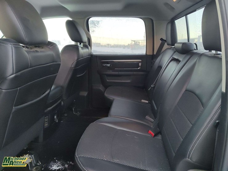 2016-dodge-1500-image-10