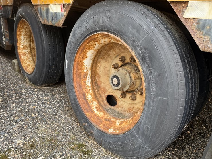 1995-kentucky-trailer-image-15