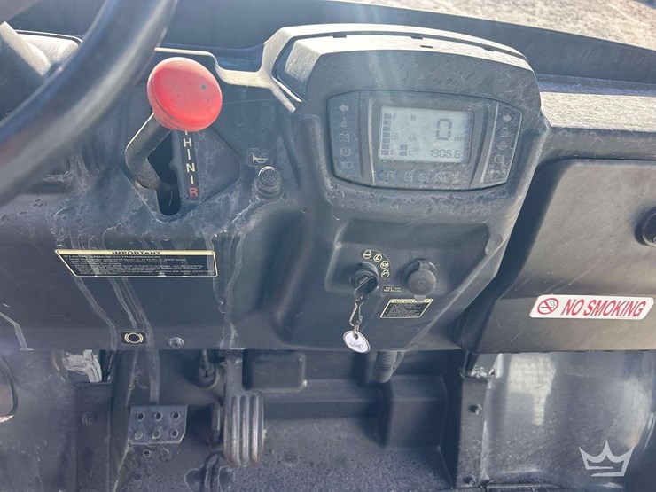 2014-kubota-rtv-x900-image-12