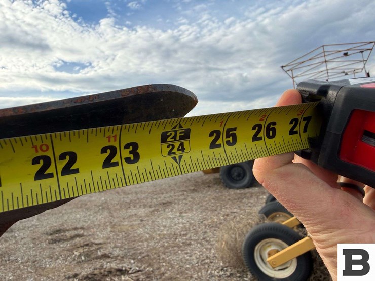 art's-way-ih3002rf-roll-over-plow---pasco,-wa-image-18