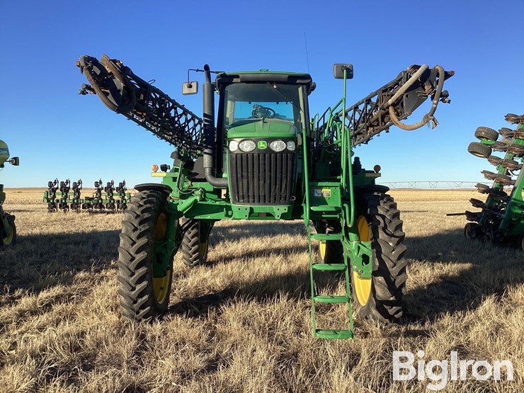 2011-john-deere-4730-image-2
