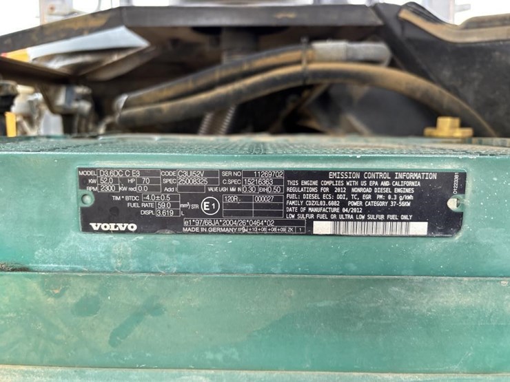 2012-volvo-l30b-image-43