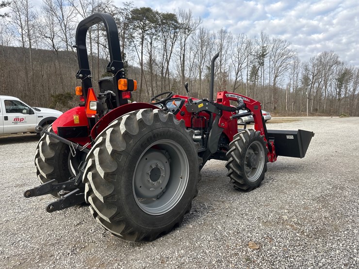 2022-massey-ferguson-2607h-image-5