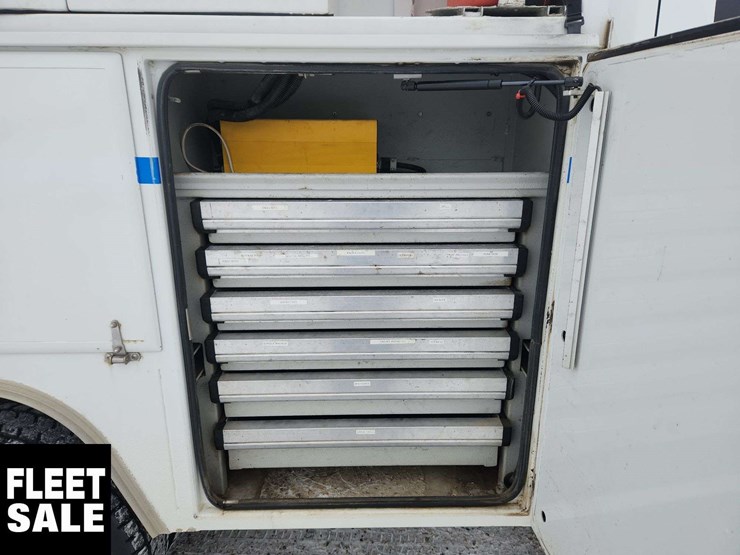 2014-ram-4500-slt-image-45