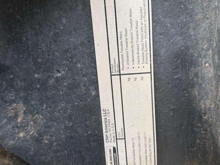 new-holland-t8.330-image-58