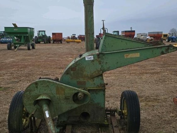 john-deere-hammer-mill,-s/n-110685-w/-shaft-image-1
