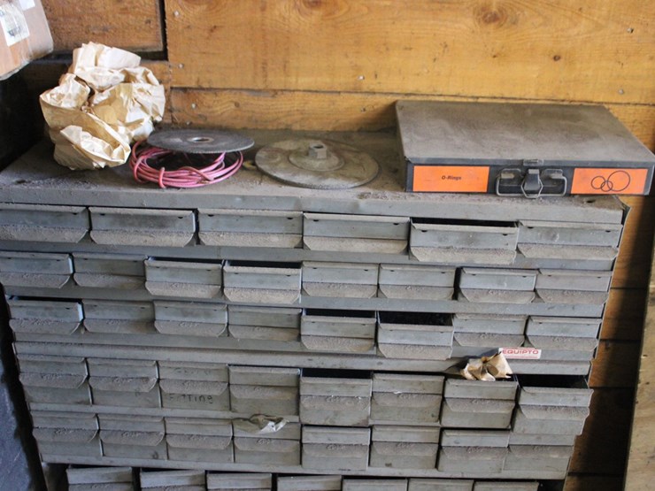 parts-cabinet-with-content-image-3