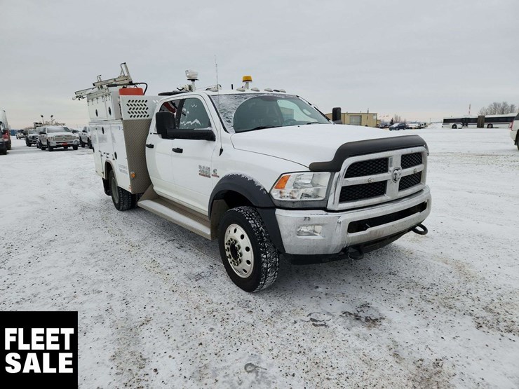 2014-ram-4500-slt-image-2