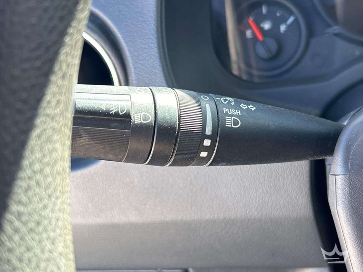 2012-jeep-patriot-image-16