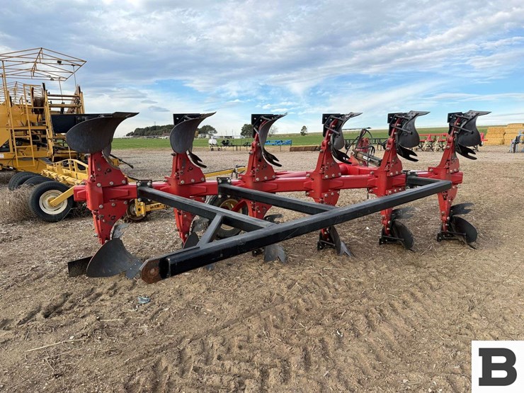 art's-way-ih3002rf-roll-over-plow---pasco,-wa-image-4