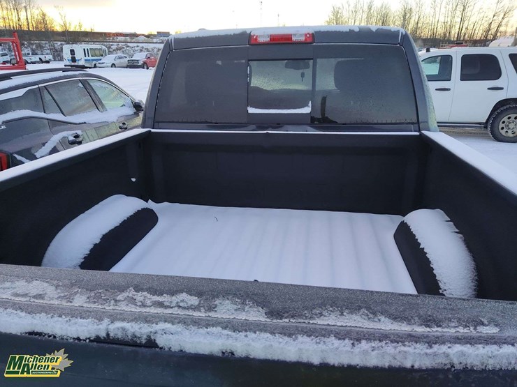 2016-dodge-1500-image-11