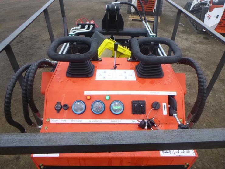 2025-agt-lrt23-skid-steer-track-loader-image-12