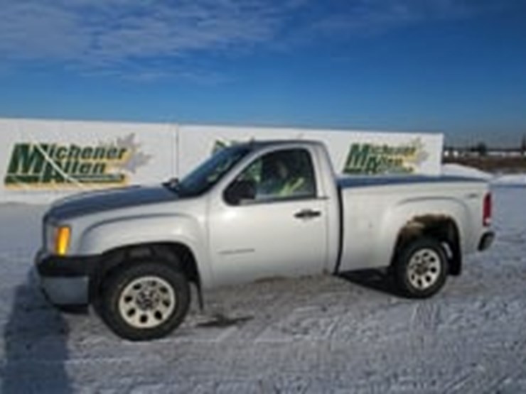 2010-gmc-sierra-1500-image-5