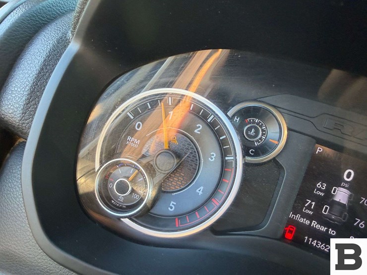 2019-dodge-2500-image-39