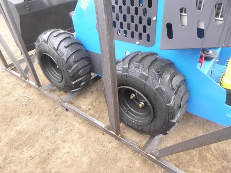 2025-agt-mx-mrw14-skid-steer-loader-image-17