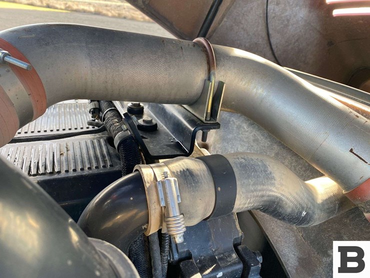 2007-case-ih-480-image-104