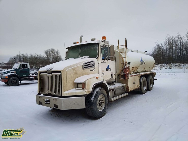 2014-western-star-4700-image-1