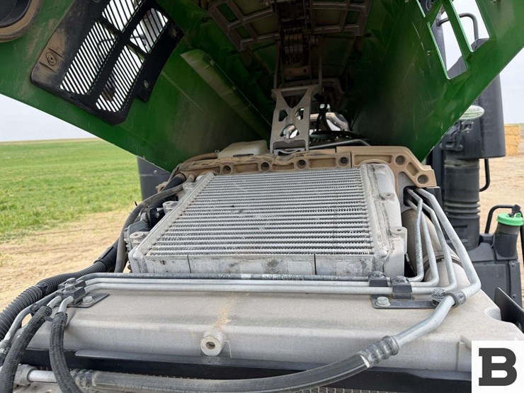 2016-john-deere-7290r-image-53