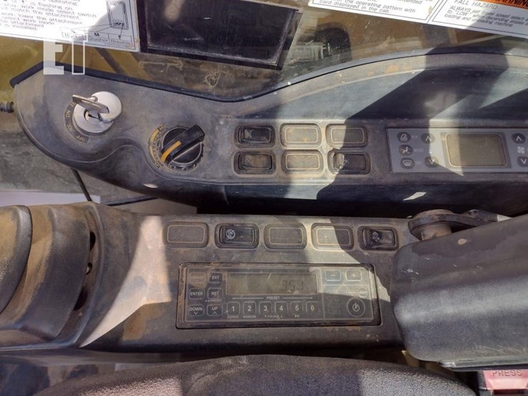 kobelco-sk230sr-lc-5-image-10