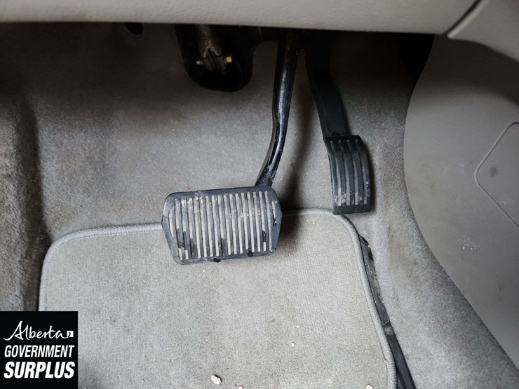 2013-ford-escape-se-image-23