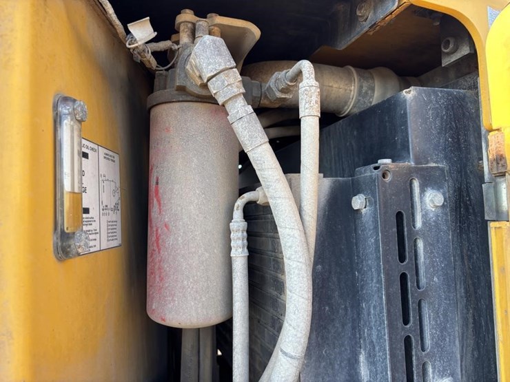 2008-deere-772d-image-68