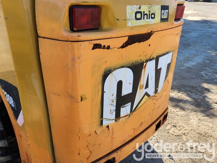 2011-caterpillar-236b3-image-14