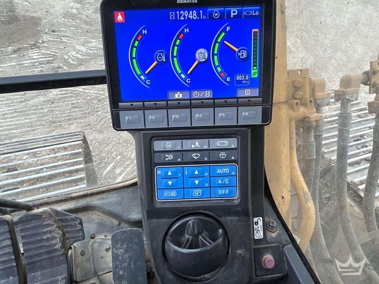 2015-komatsu-pc360-image-17