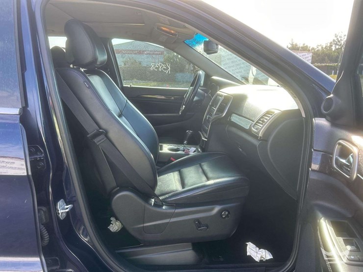 2013-jeep-grand-cherokee-image-20