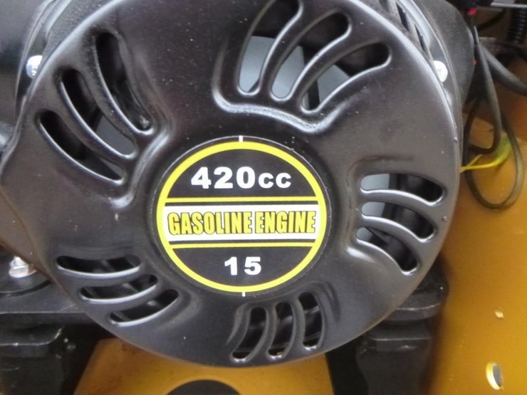 2025-agt-mx-mrt14-skid-steer-track-loader-image-16