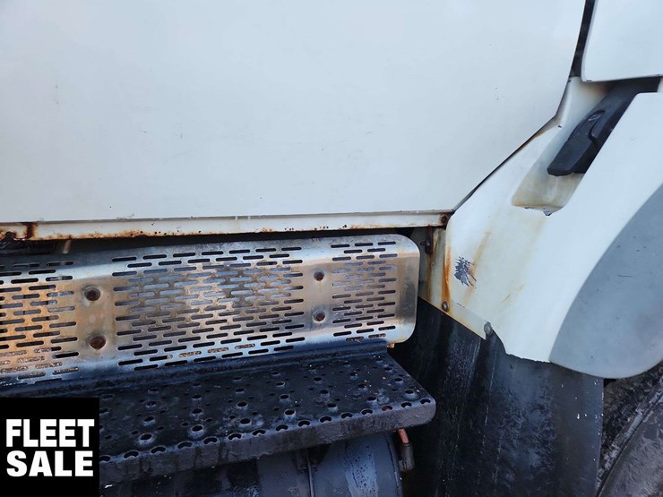 2005-international-workstar-7400-image-35