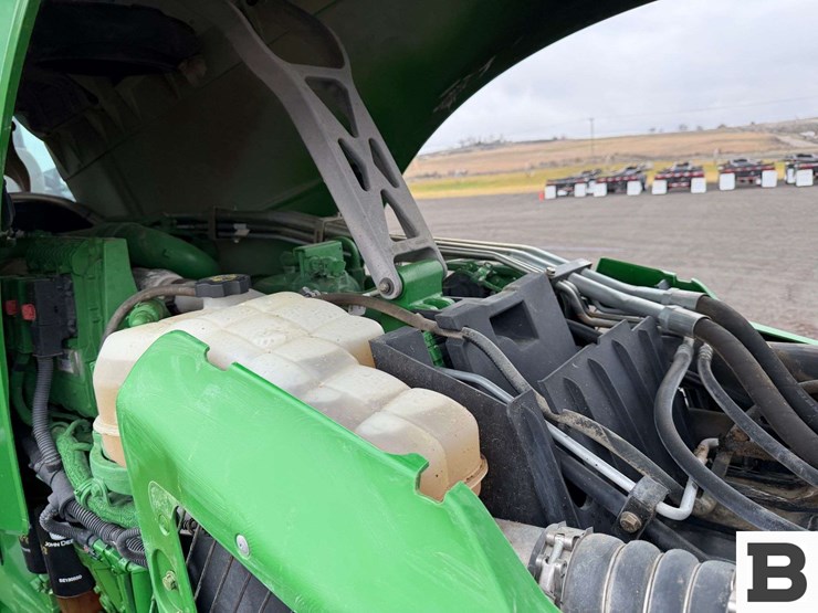 2012-john-deere-8335r-image-72