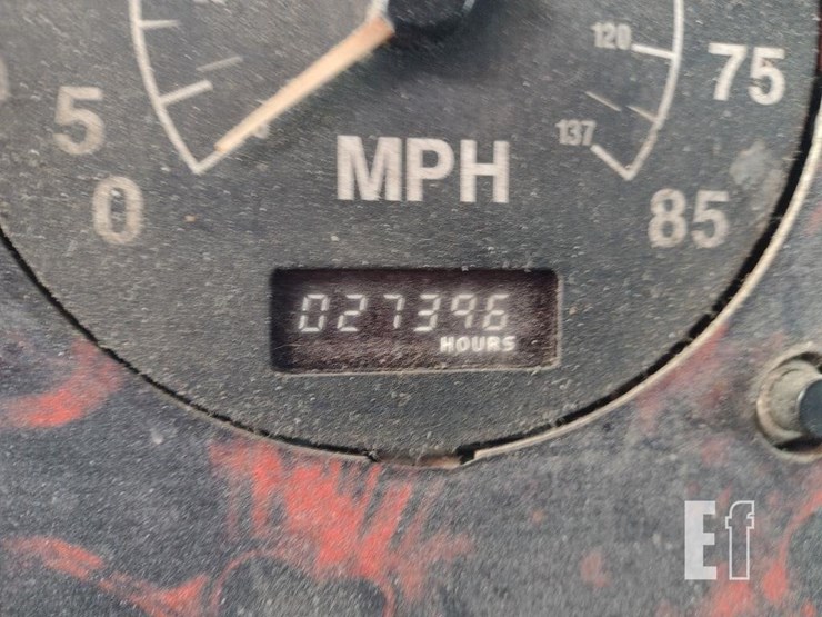 2000-international-9900-image-8