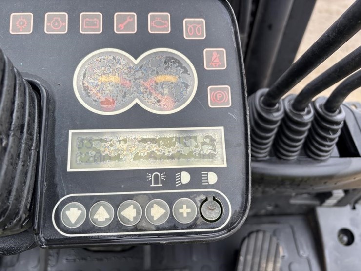 clark-c32cl-image-21